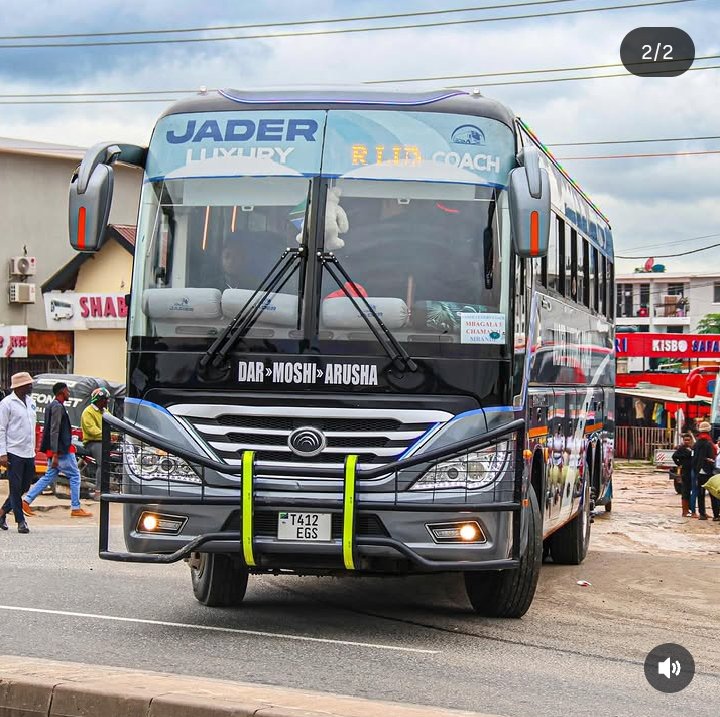 Jadr Luxury bus