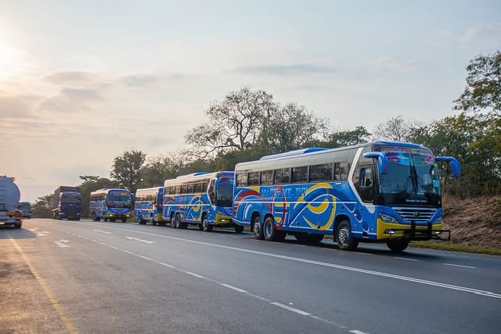 Extra Luxury Coach bus
